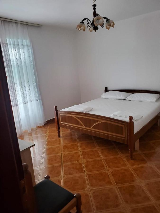 Lake Ohrid Guesthouse "Villa Valentina" Pogradec Exterior photo